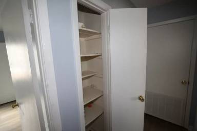 Main picture of 1815 Paisley Ave