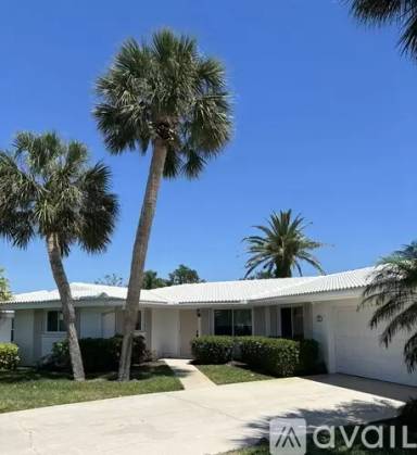 Main picture of 19 Oakwood Dr N