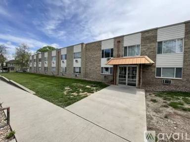 Main picture of 320 1st Ave SE
