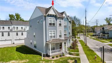 Main picture of 12203 Ashbury Ave