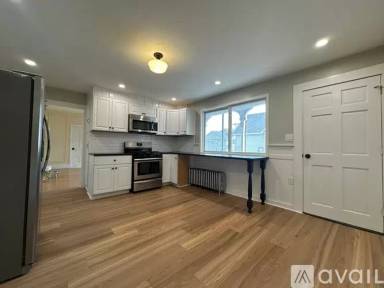 Main picture of 99 Andrews St