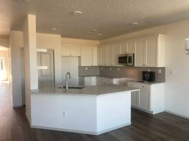 Main picture of 1062 N Rockdale Way