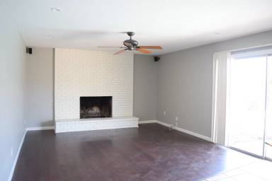 Main picture of 2437 E Manhatton Dr