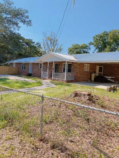 Main picture of 533 Scranton Rd