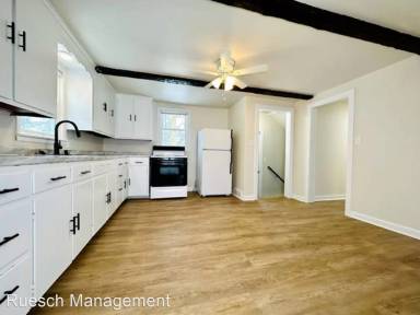 Main picture of 1013 W Franklin St