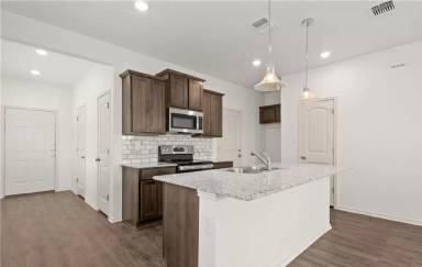 Main picture of 211 Green Valley Dr