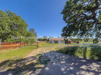 Main picture of 4285 Blue Rd