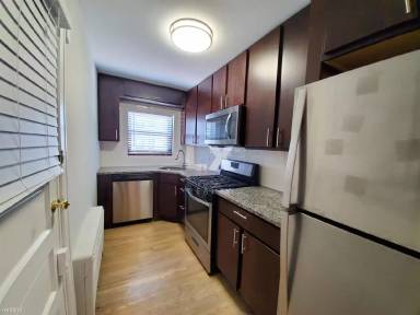 Main picture of 601 Sheridan Rd