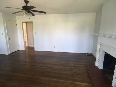 Main picture of 920 Alberta Dr