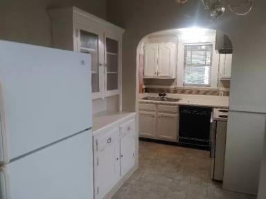 Main picture of 2298 Elzey Ave