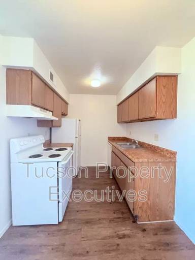 Main picture of PM263 - 660 S. TUCSON BLVD - 203