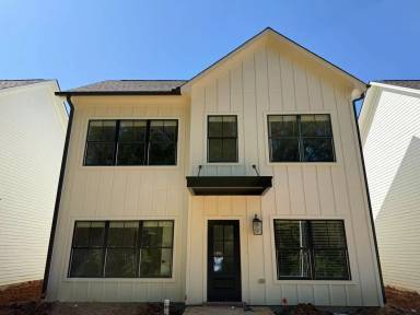 Main picture of 1203 Ivy Rd