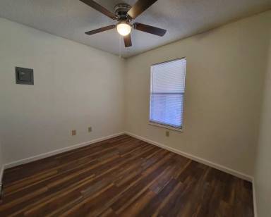 Main picture of 2505 Pecan Dr