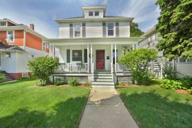 Main picture of 2422 Carmel Ave