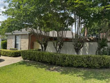 Main picture of 4105 Denton Dr