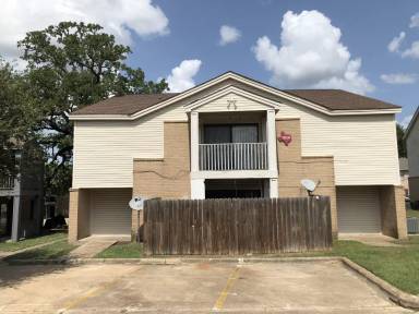 Main picture of 1104 Autumn Cir