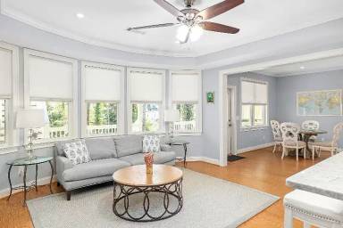 Main picture of 2955 Ringle Rd