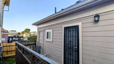 Main picture of 1329 E St