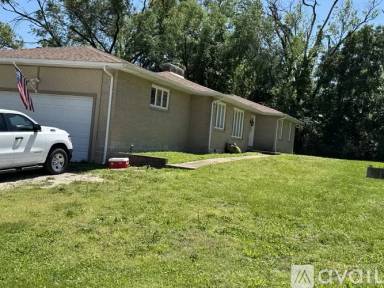 Main picture of 503 Historic 66 W