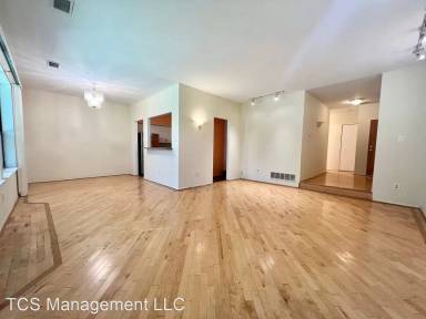 Main picture of Carousel Station Condominiums