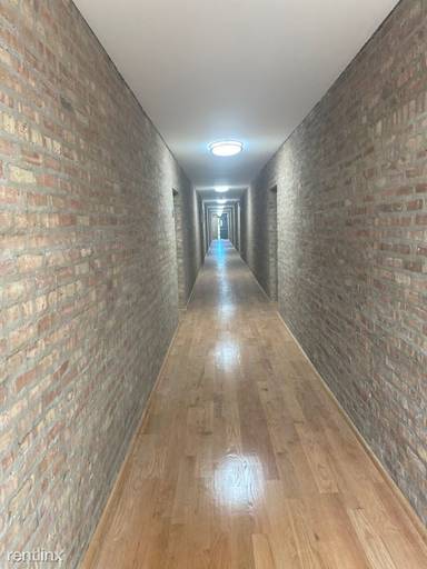 Main picture of 4625 S Drexel Blvd