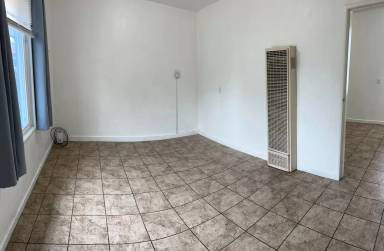 Main picture of 22626 2nd St
