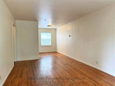 Main picture of 652 McConnell Ave