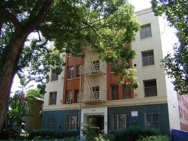 Main picture of 1845 N Gramercy Pl
