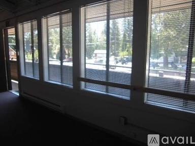 Main picture of 605 W Lake Blvd