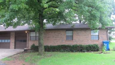 Main picture of 2929 E Zora St