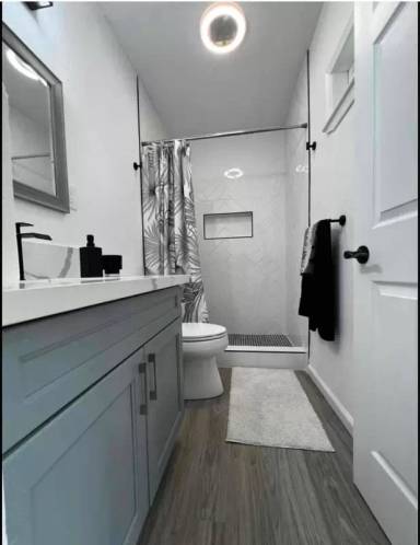 Main picture of 87-2156 Farrington Hwy