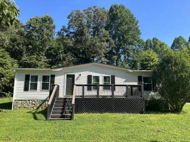 Main picture of 431 Lambs Way