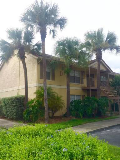 Main picture of Lancelot Condominiums