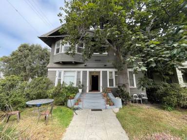 Main picture of 17 Park Ave