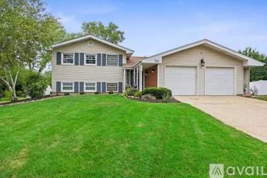 Main picture of 20W560 Glen Pl