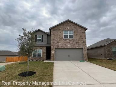 Main picture of 532 Fox Glen Cv