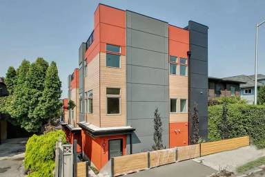 Main picture of 2015 Boylston Ave E