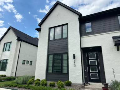 Main picture of 813 Crystal Oak Ln