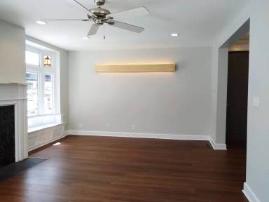 Main picture of 107 N Dunn St 111 Dunn St