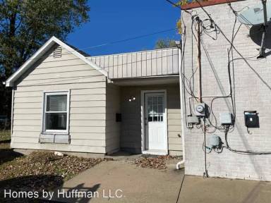 Main picture of 302 N Tekoppel Ave