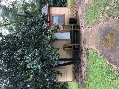 Main picture of 517 N Live Oak St