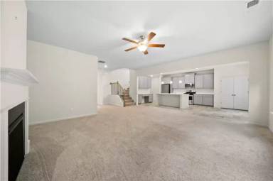 Main picture of 146 Malbone St SW