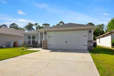 Main picture of 8402 Island Dr