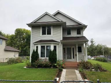 Main picture of 2408 15th Ave S
