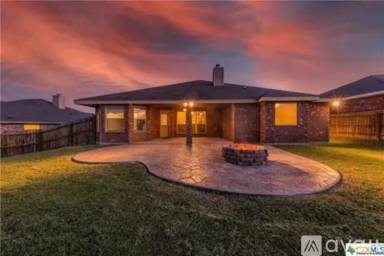 Main picture of 305 Belo Dr