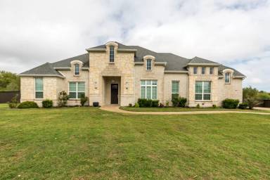 Main picture of 6451 Still Waters Ct