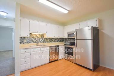 Main picture of 421 N Hayden Bay Dr