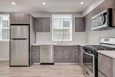 Main picture of 5068 Romaine St