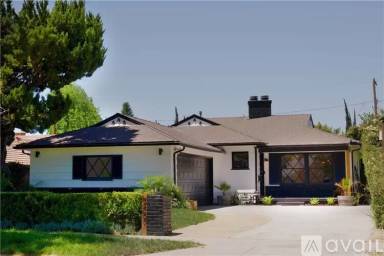 Main picture of 5457 Lemona Ave