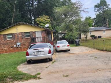 Main picture of 1861 Taylor Ave